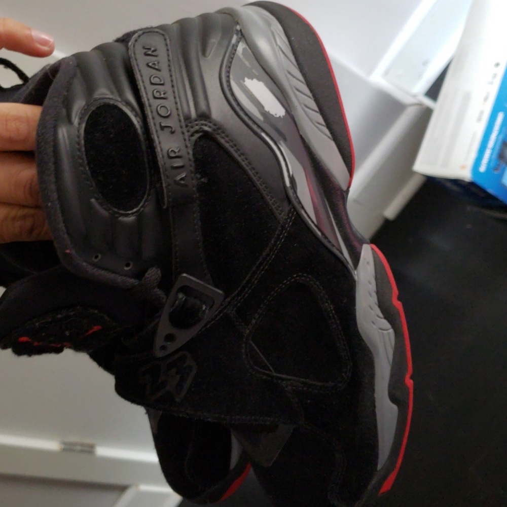 Jordan 8s - Picture 3 of 4